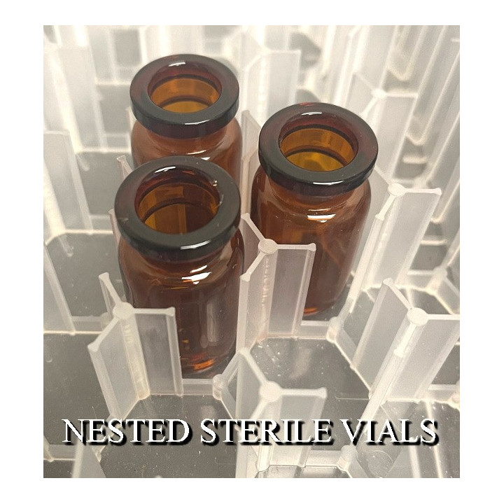 Closeup image of our ISO 6R amber open sterile vials in nested trays of 96 pieces.
